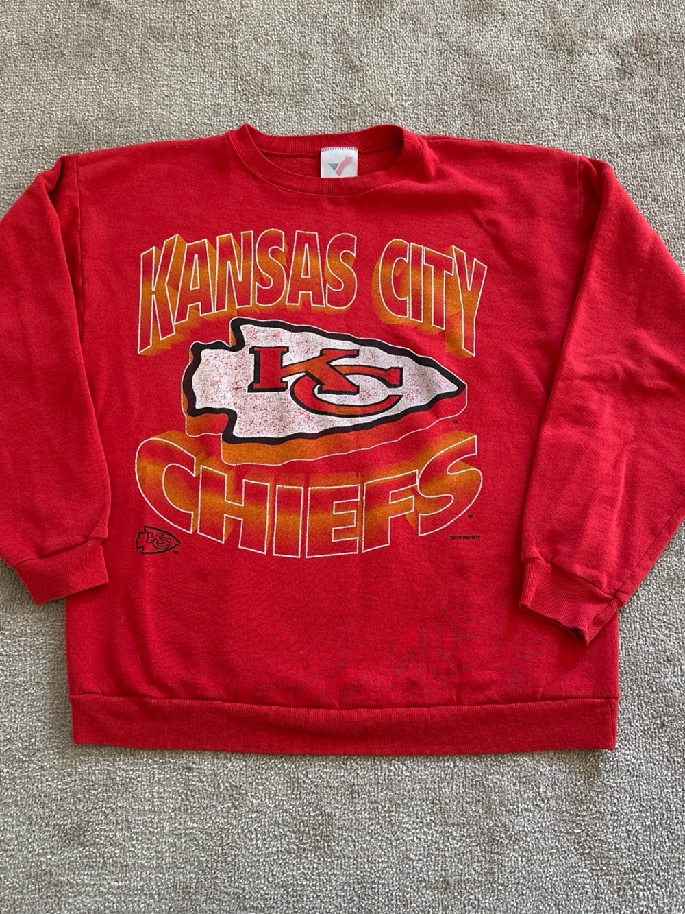 Kansas City Chiefs Red Logo Crewneck Sweatshirt